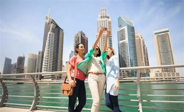 Di Chuyển Trong Dubai 2026: Metro, Thẻ Nol, Taxi Và Mẹo Đi Lại Tiết Kiệm