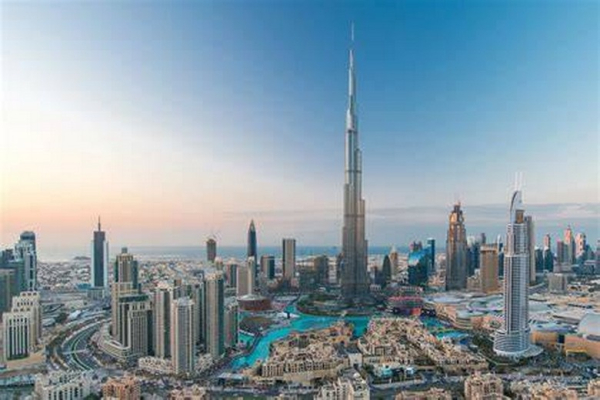 Tháp Burj Khalifa Dubai: Lên Đỉnh Ngắm Gì Và Lưu Ý Khi Tham Quan