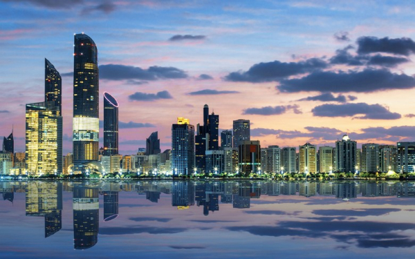 Abu Dhabi Có Gì Chơi 2026? Sheikh Zayed, Louvre Và Ferrari World