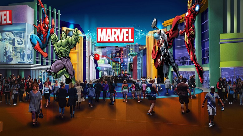Lối vào khu Marvel với tượng các nhân vật siêu anh hùng