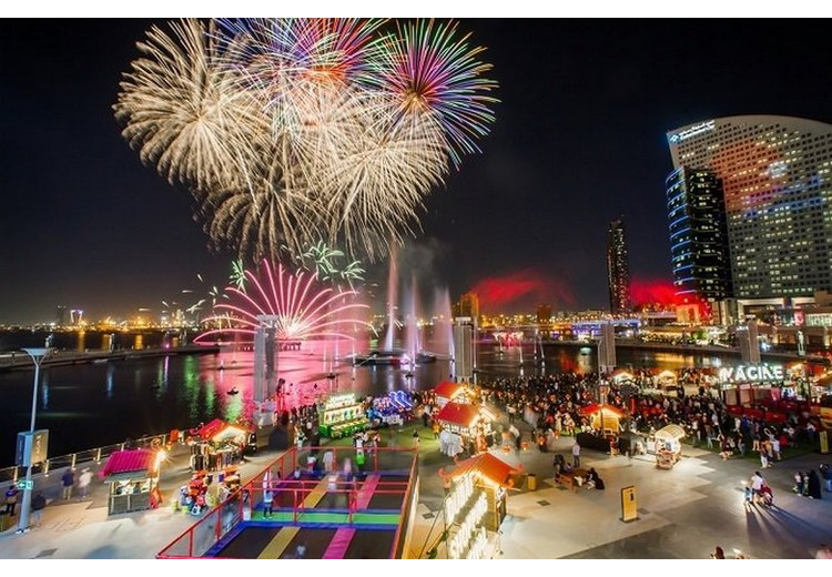 Pháo hoa và không khí Lễ hội mua sắm Dubai Shopping Festival